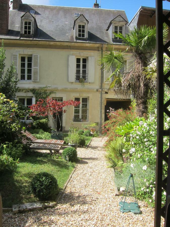 Le Murmure De La Falaise Bed and Breakfast Beaumont-le-Roger Eksteriør billede